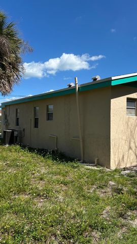 1601 N 17th Street, Fort Pierce, FL 34950