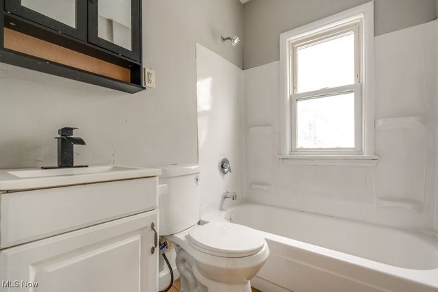 1093 E 147th Street, Cleveland, OH 44110