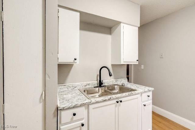 1093 E 147th Street, Cleveland, OH 44110