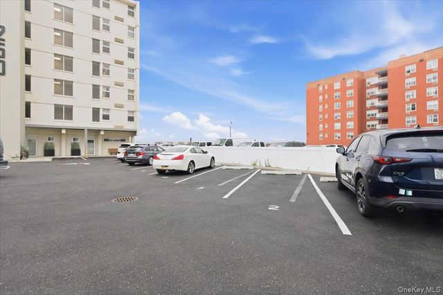 250 Shore Road 4D, Long Beach, NY 11561