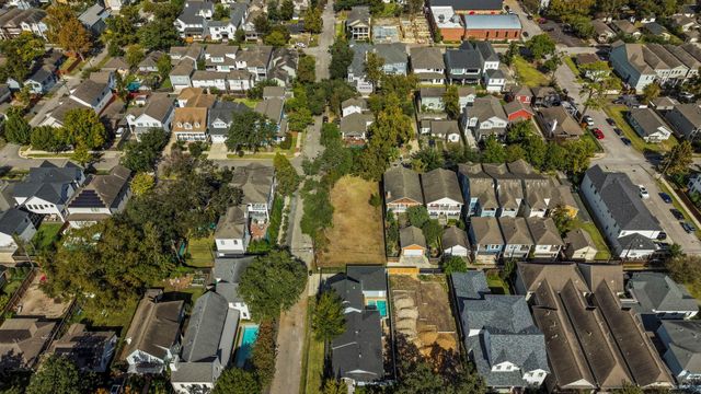 602 E 24th Street Street, Houston, TX 77008