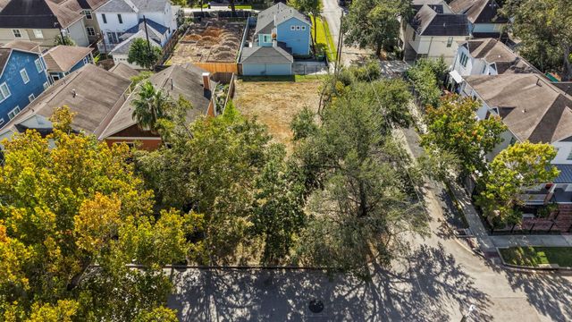 602 E 24th Street Street, Houston, TX 77008