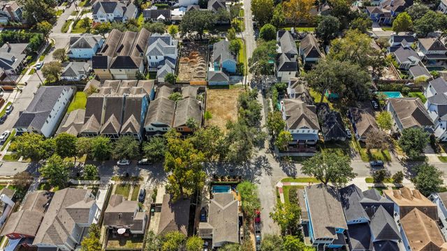 602 E 24th Street Street, Houston, TX 77008