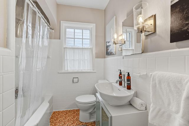 1392 Scheffer Avenue, Saint Paul, MN 55116