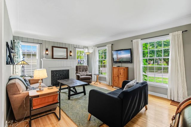 1392 Scheffer Avenue, Saint Paul, MN 55116