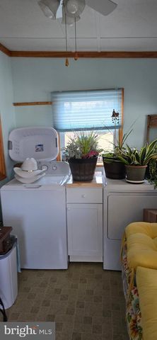 1447 CROTTLESTOWN RD, Chambersburg, PA 17202