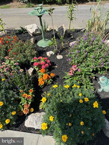 1447 CROTTLESTOWN RD, Chambersburg, PA 17202