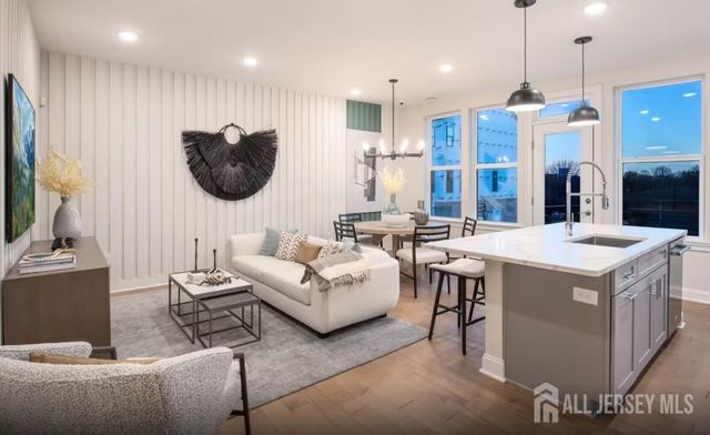 311 Sadie Circle, New Brunswick, NJ 08901