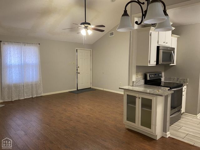 2709 Greenbriar Drive, Jonesboro, AR 72401