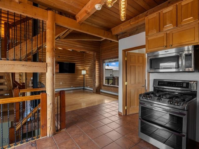 77300 Gallatin Road, Bozeman, MT 59718