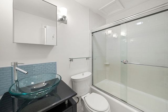 40 Saint Botolph St 5, Boston, MA 02116