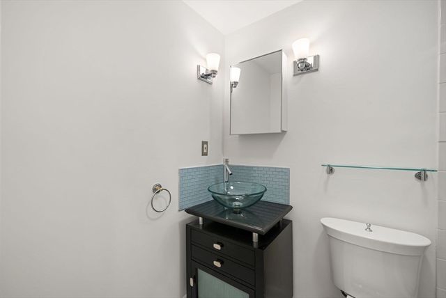 40 Saint Botolph St 5, Boston, MA 02116