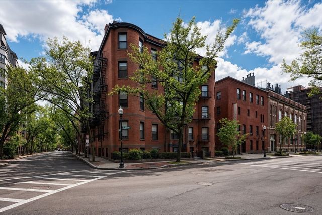 40 Saint Botolph St 5, Boston, MA 02116