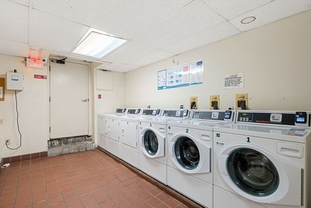 40 Saint Botolph St 5, Boston, MA 02116