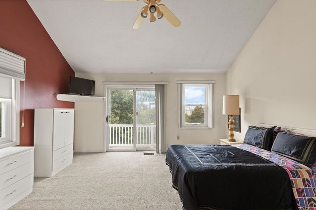 1 Boatswains Way 1, Chelsea, MA 02150