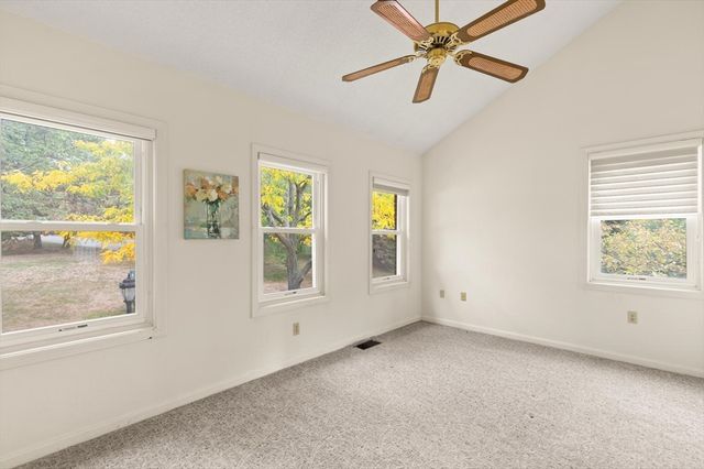 1 Boatswains Way 1, Chelsea, MA 02150