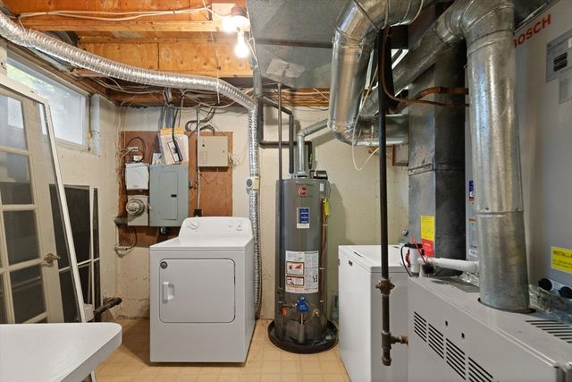 1 Boatswains Way 1, Chelsea, MA 02150