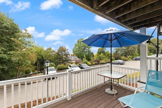 1 Boatswains Way 1, Chelsea, MA 02150