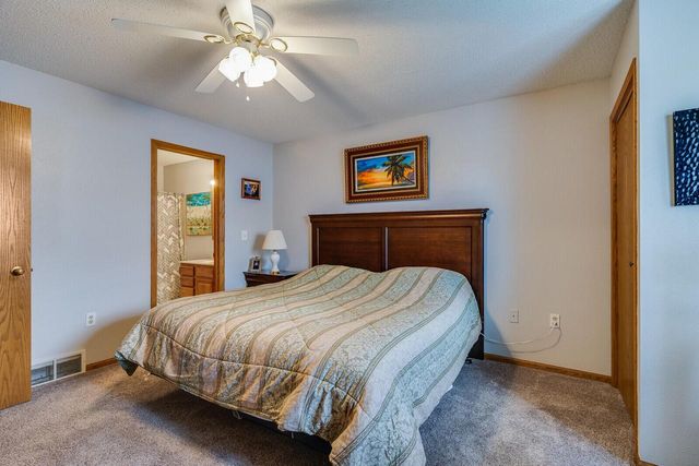 219 Heritage LANE, Onalaska, WI 54650