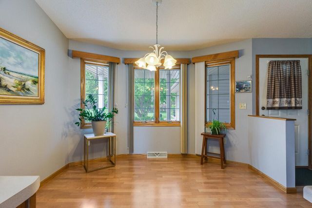 219 Heritage LANE, Onalaska, WI 54650