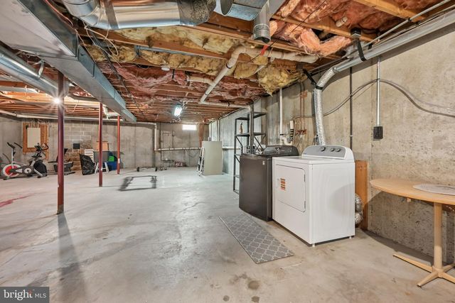 215 MCCLELLAN AVE, West Berlin, NJ 08091