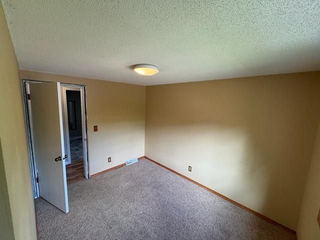 1994 Robin Lane N, Hugo, MN 55038