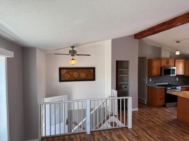 1994 Robin Lane N, Hugo, MN 55038