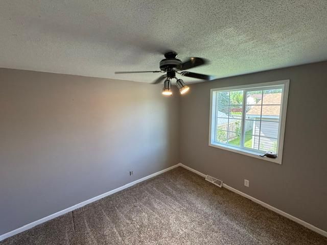1994 Robin Lane N, Hugo, MN 55038