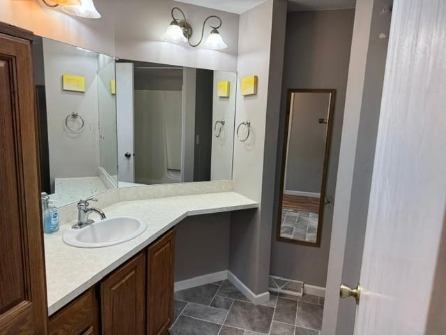 1994 Robin Lane N, Hugo, MN 55038