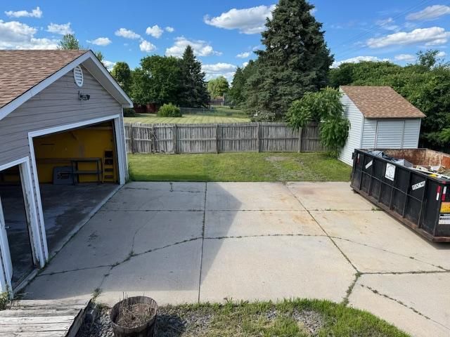 1994 Robin Lane N, Hugo, MN 55038