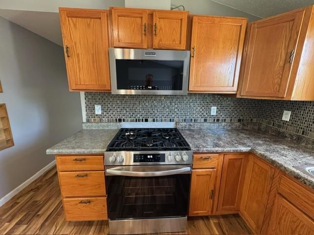 1994 Robin Lane N, Hugo, MN 55038
