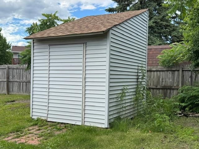 1994 Robin Lane N, Hugo, MN 55038