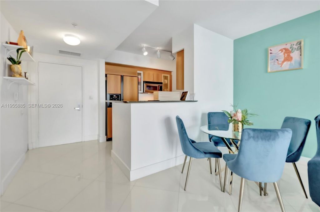 Image 13 of property listing at 325 S Biscayne Blvd 2616, Miami, FL 33131