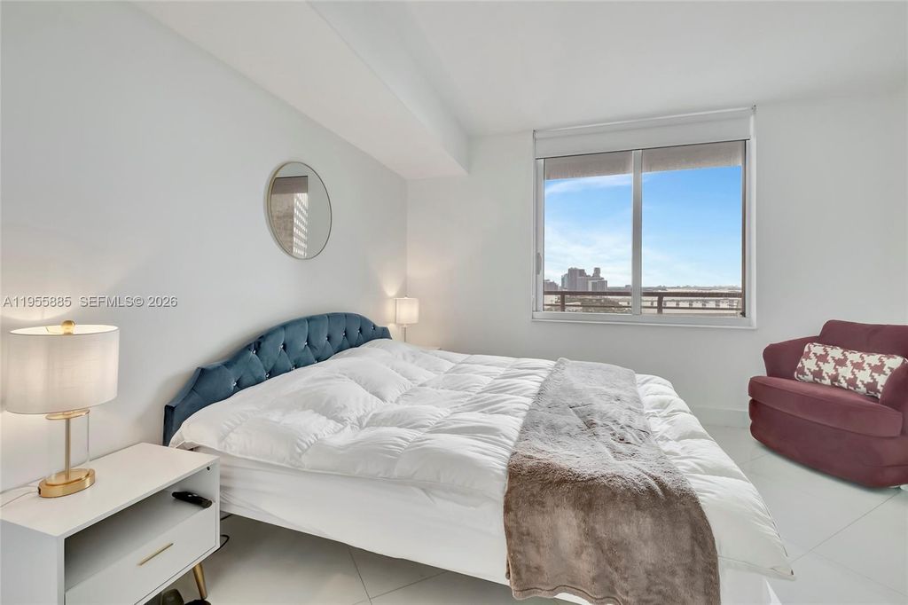 Image 16 of property listing at 325 S Biscayne Blvd 2616, Miami, FL 33131