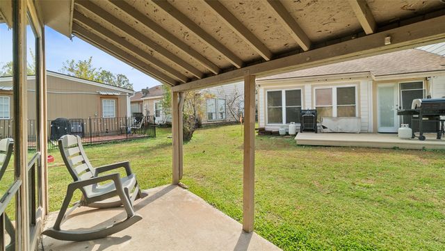 68 Westwood Drive W, Trinity, TX 75862