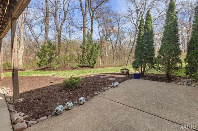1383 Ivey Brook Lane Lane, Lebanon, IL 62254