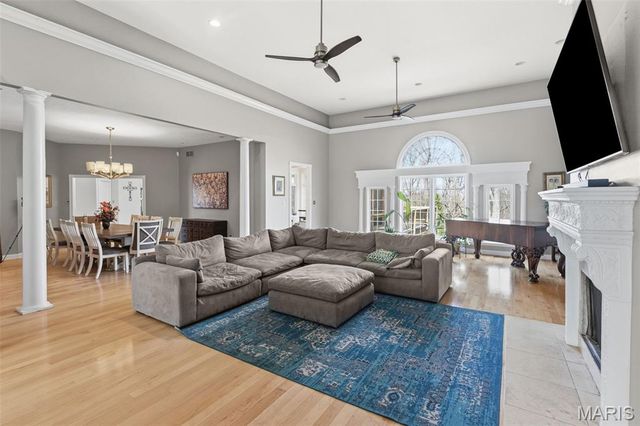 1383 Ivey Brook Lane Lane, Lebanon, IL 62254