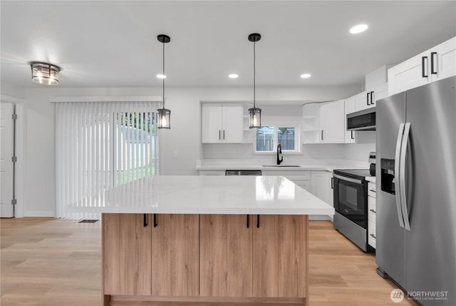 2935 18th Street SE, Auburn, WA 98023