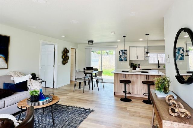 2935 18th Street SE, Auburn, WA 98023