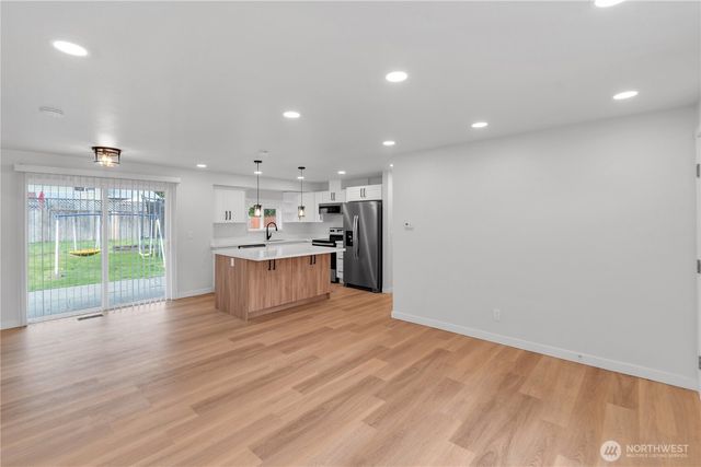 2935 18th Street SE, Auburn, WA 98023