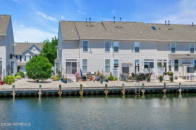 20 Skimmer Lane 55, Bayville, NJ 08721