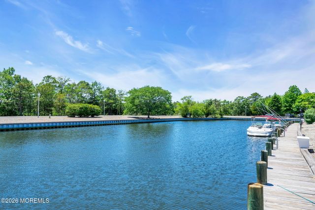 20 Skimmer Lane 55, Bayville, NJ 08721