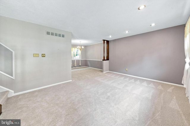 27 DUVALL CT, Wilmington, DE 19808