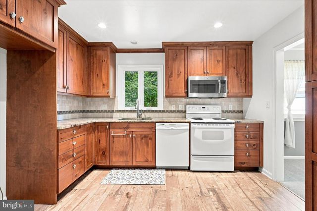 27 DUVALL CT, Wilmington, DE 19808