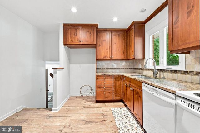 27 DUVALL CT, Wilmington, DE 19808