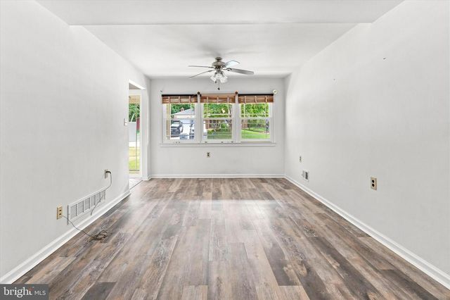 27 DUVALL CT, Wilmington, DE 19808