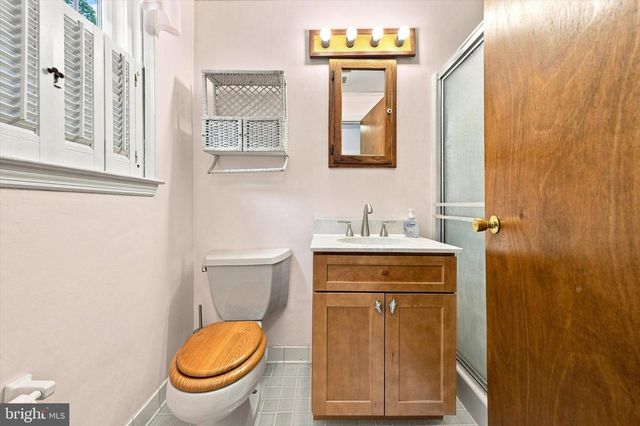 27 DUVALL CT, Wilmington, DE 19808
