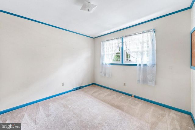 27 DUVALL CT, Wilmington, DE 19808