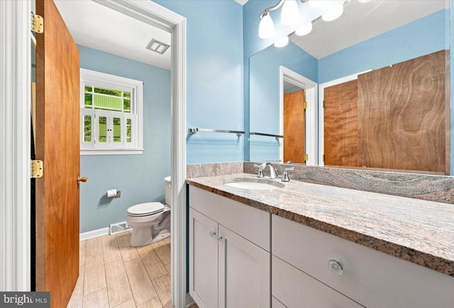 27 DUVALL CT, Wilmington, DE 19808