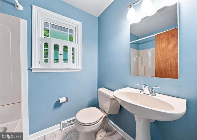 27 DUVALL CT, Wilmington, DE 19808